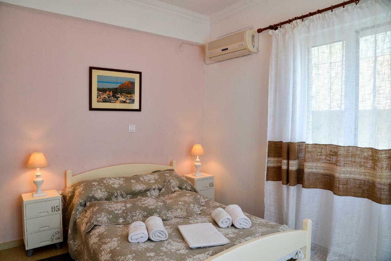 Katerina Rooms & Studios Palekastro Bagian luar foto