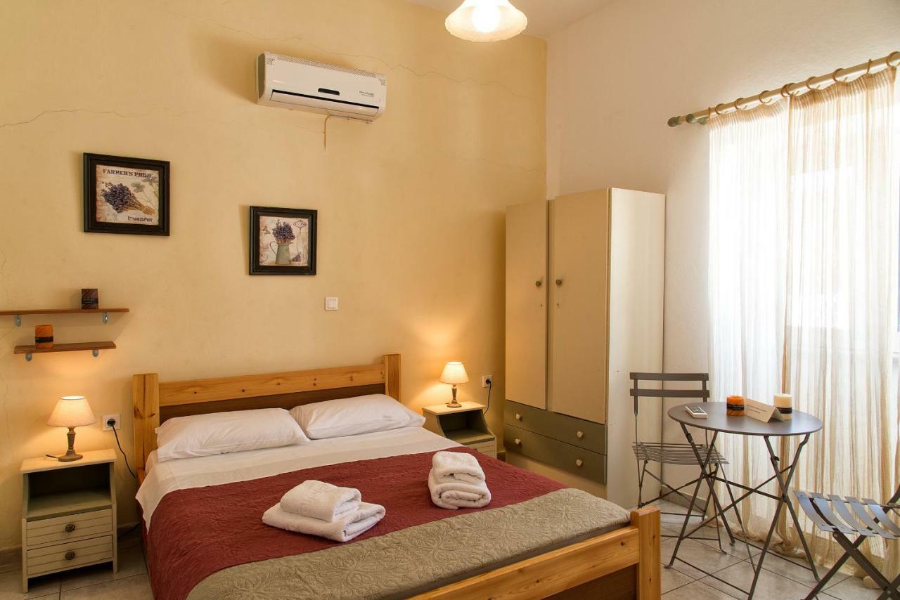 Katerina Rooms & Studios Palekastro Bagian luar foto